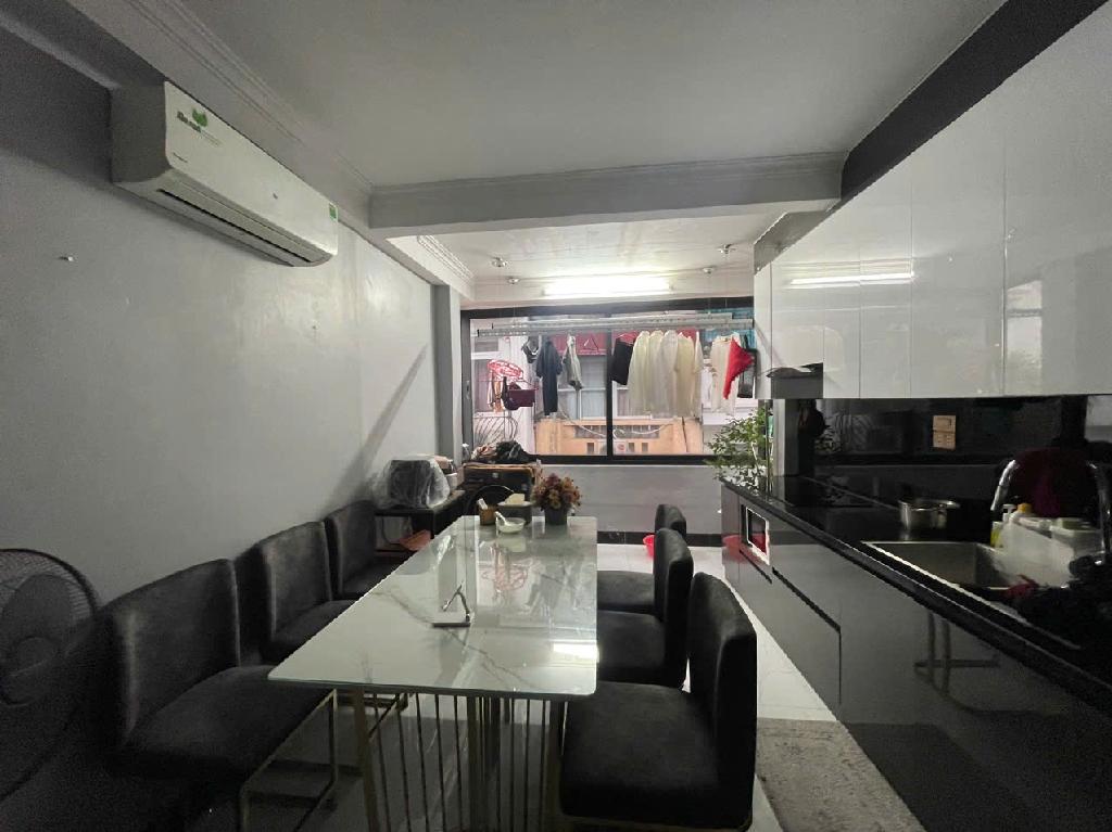 Nhà mới mặt phố Đống Đa 6 tầng - hơn 7 tỷ - Ảnh 2